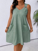 Vestido Feminino Reto sem Mangas - Naya. Plus Size