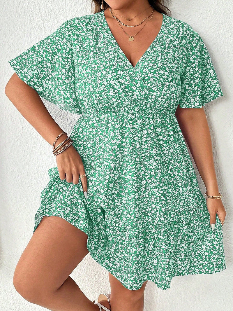 Vestido Feminino com Manga Borboleta com Babado na Barra - Liliane. Plus Size