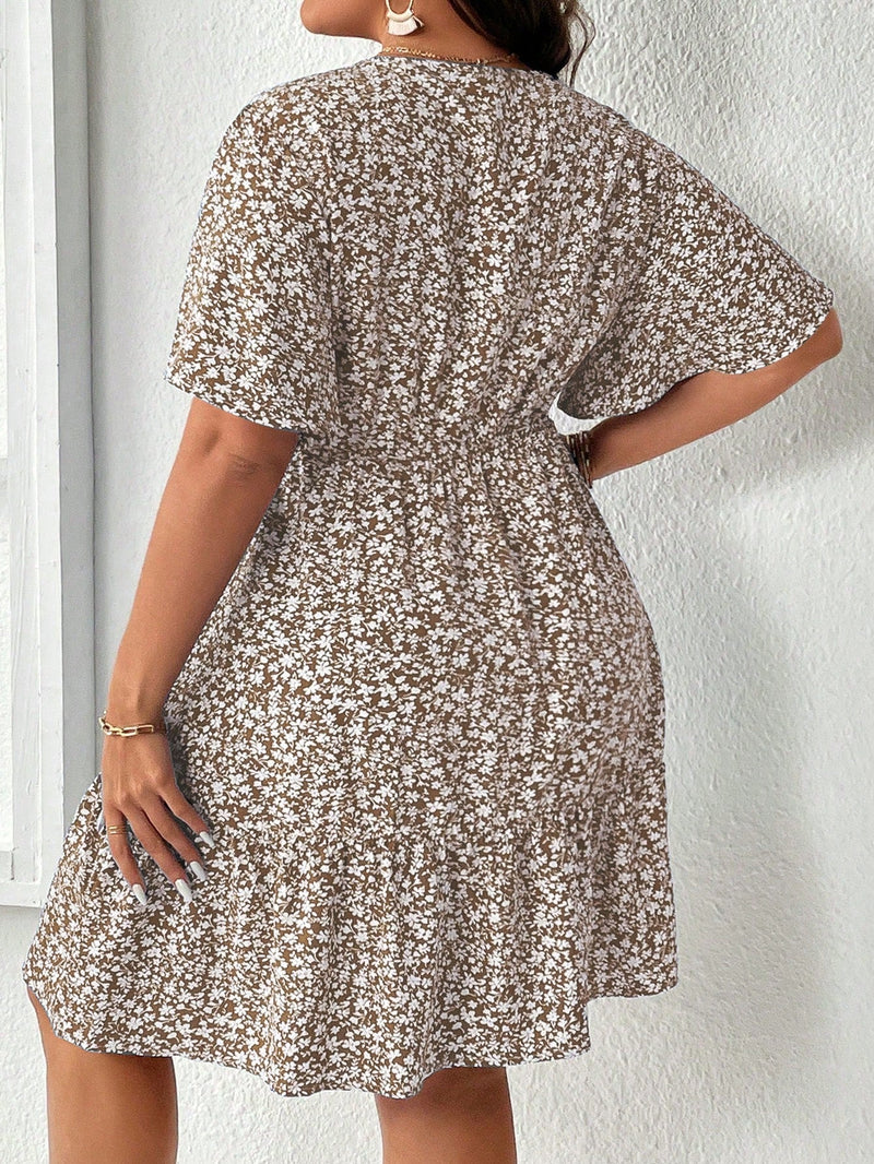 Vestido Feminino com Manga Borboleta com Babado na Barra - Liliane. Plus Size