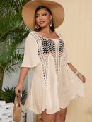 Vestido de Cobertura Feminino com Inserções em Crochê e Mangas Fluidas - Beatriz. Plus Size