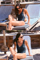 Body Lily Azul Marinho