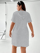 Vestido Feminino com Capuz Listrado Emily Plus Size